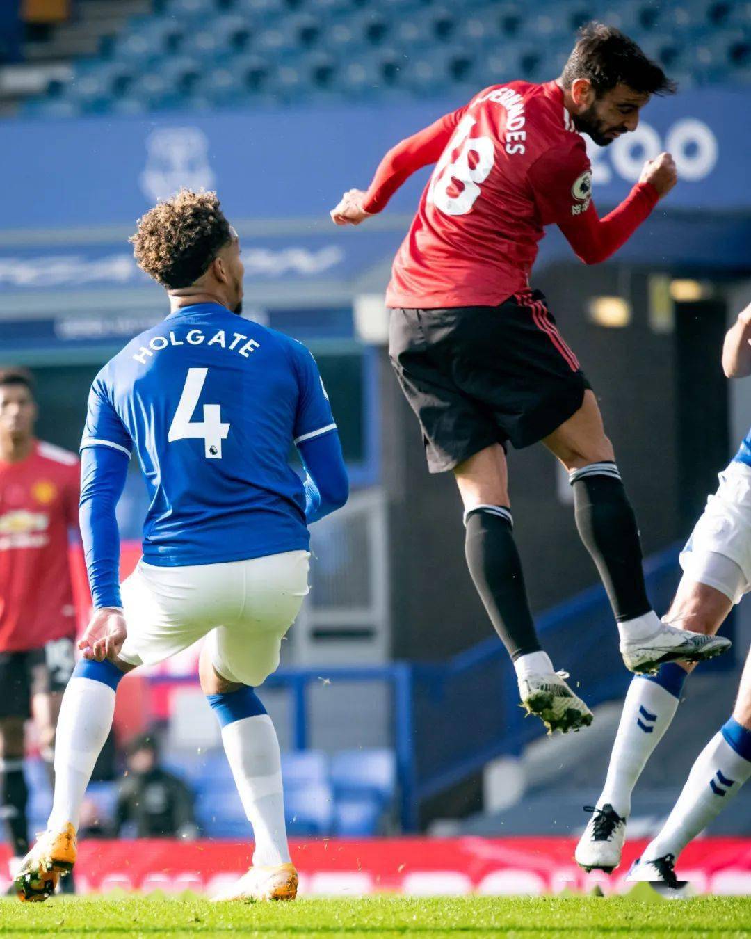 亚眠在主场大获全胜，取得了胜利的简单介绍