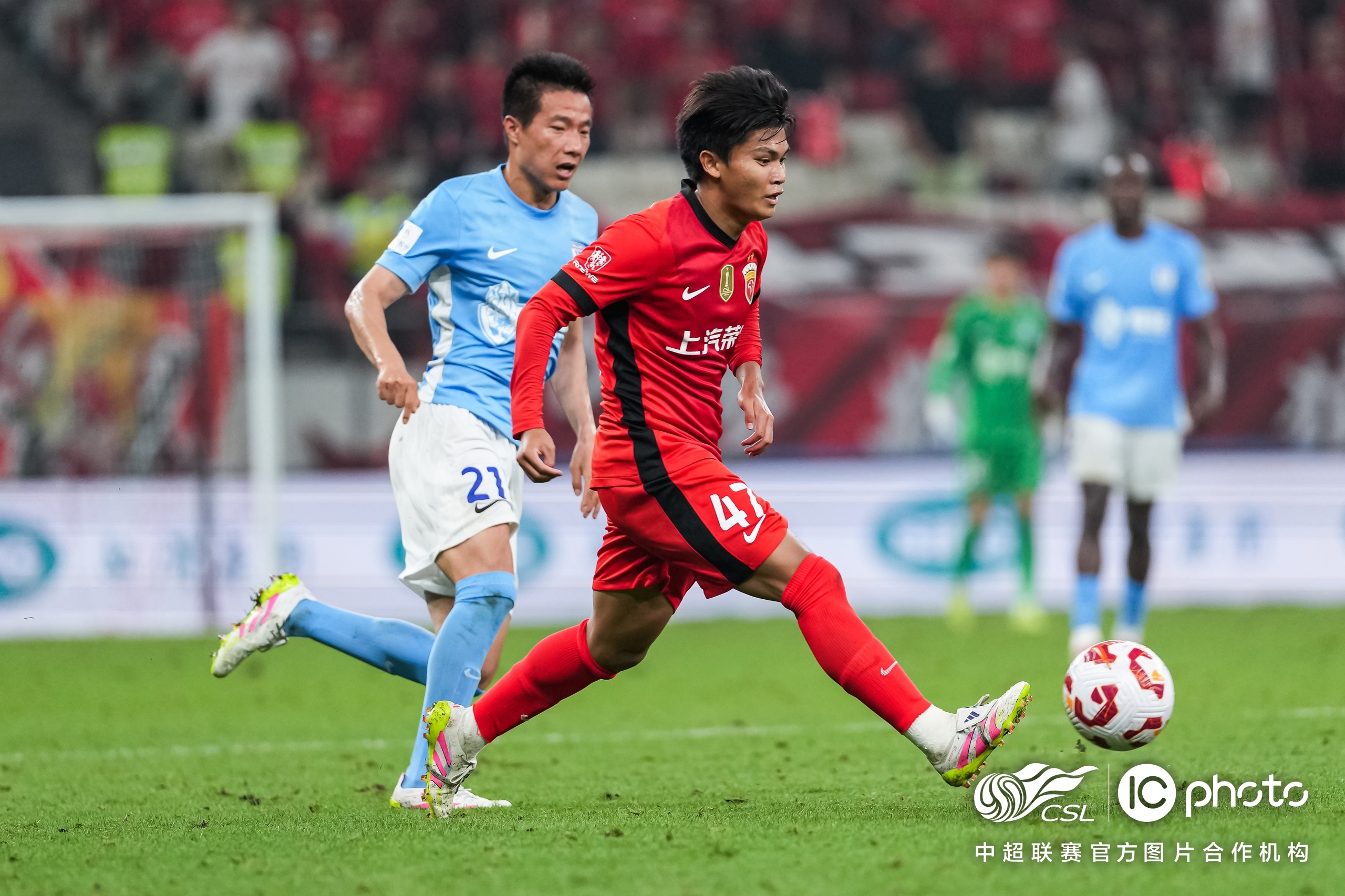 上港三连胜，成功刷新中超连胜纪录的简单介绍