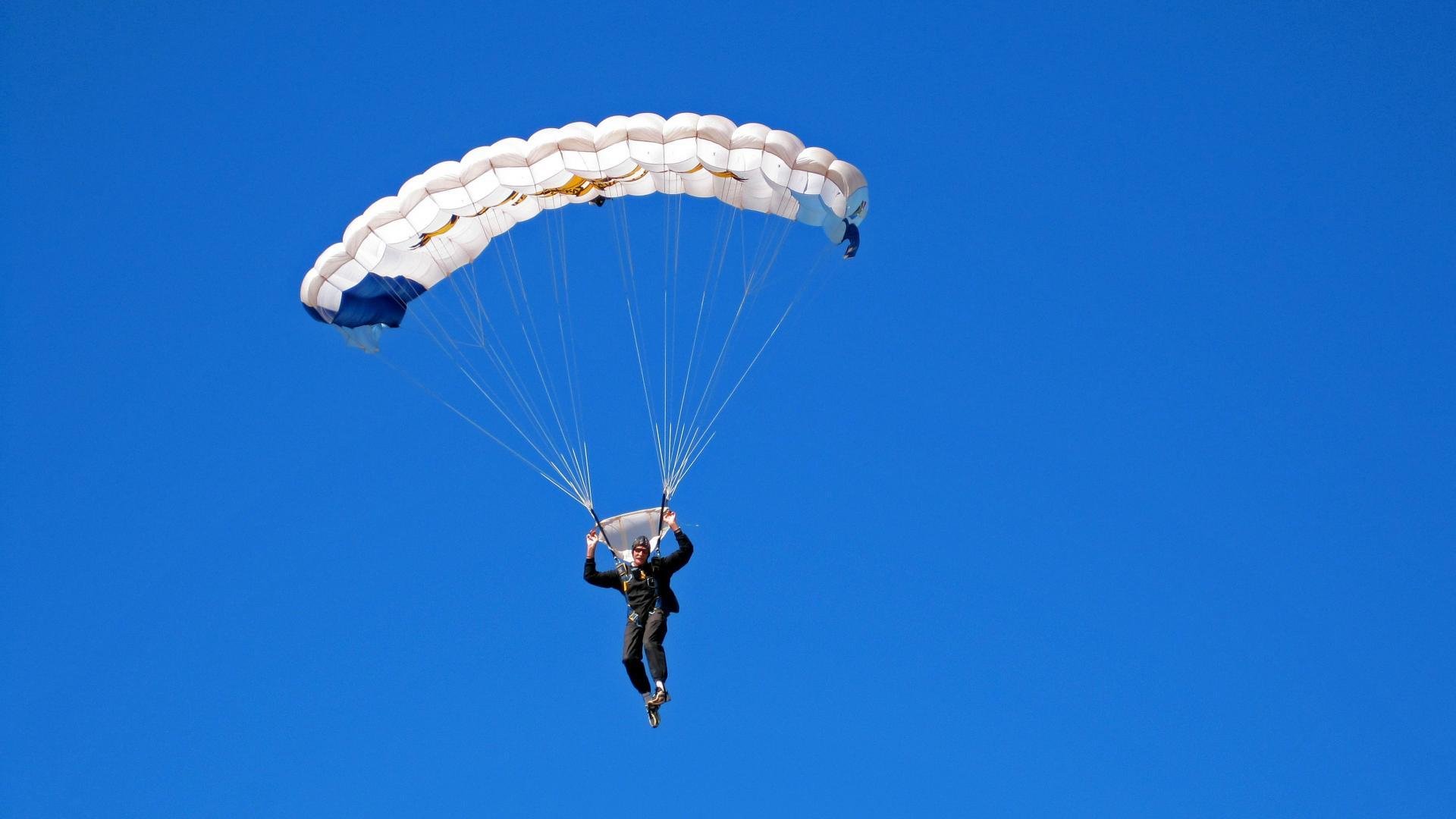 双线叙事，浙江队稳如磐石，哈登于绝境中封神