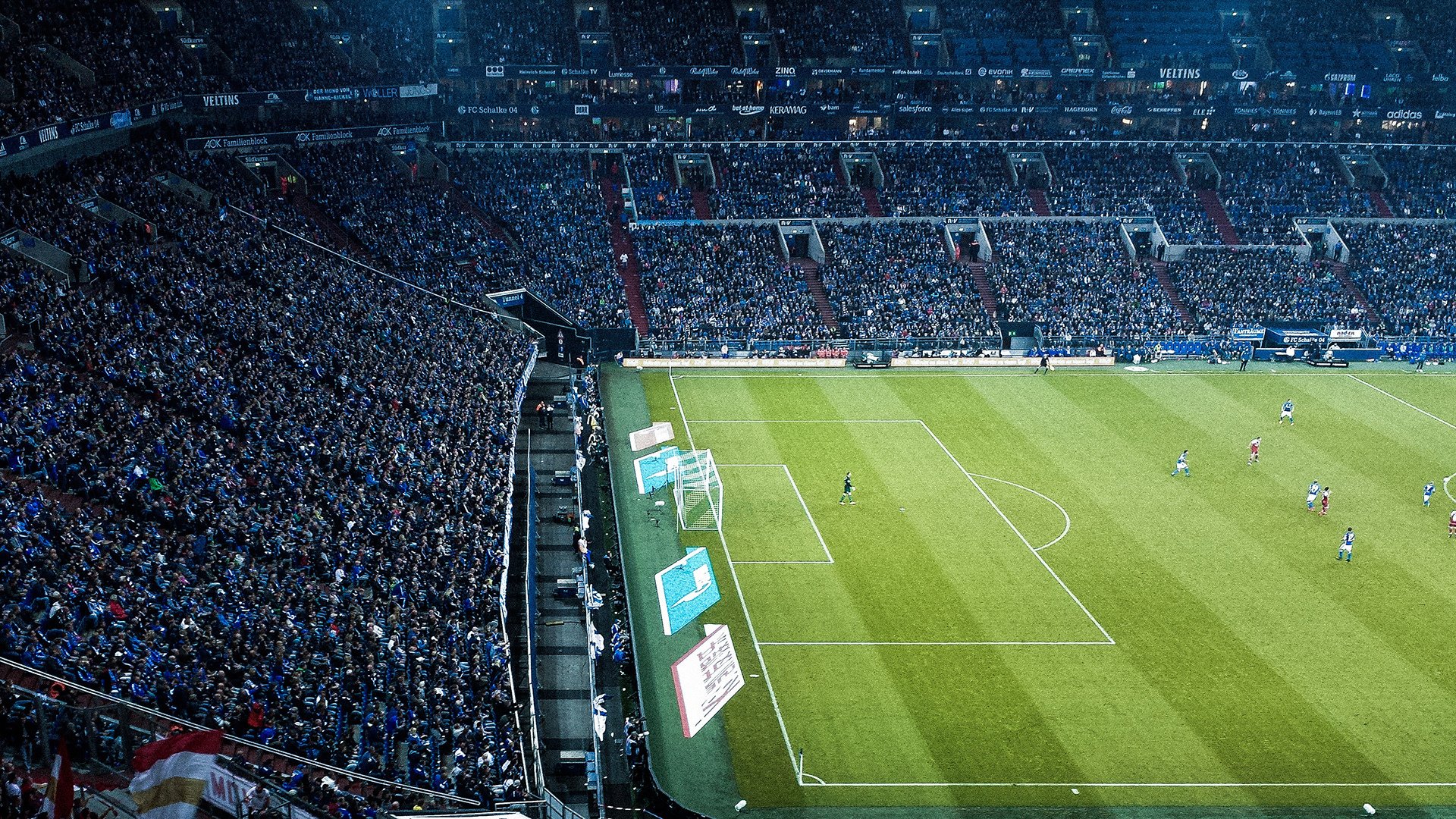 乌拉圭压制智利,拉亚成为关键先生